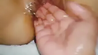 Desi-Teen Mit 6,4 "Tag, Hardcore-Orgie Und Haariger Muschi