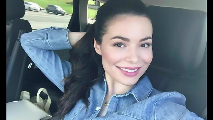 Gambar Instagram Miranda Cosgrove - Sesi Solo Yang Membangkitkan Nafsu