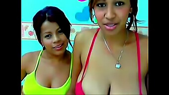 Le Lesbiche Brasiliane Dulce E Ana Incontrano Appassionatamente Su Tastycamz.Com