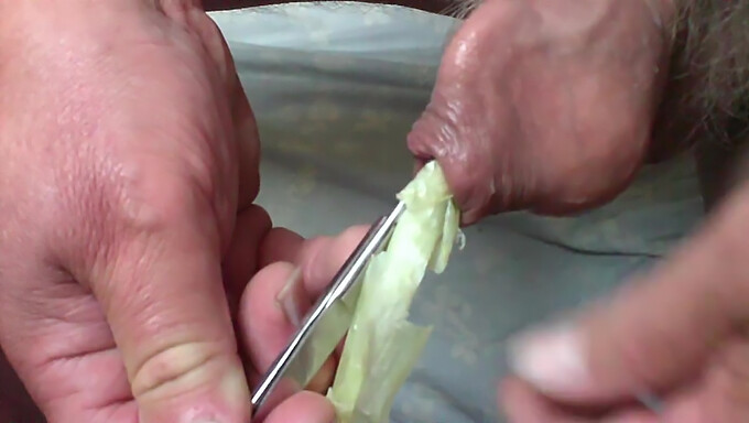 Spring Onion And Scissors Play With Foreskin In Homemade Video