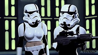 Parodi Hidup: Zakar Besar Wookie Mendapat Dua Storm Troopers Dalam Threesome Yang Liar